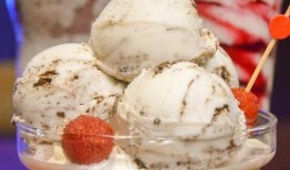 网红爆料冰淇淋视频,甜蜜诱惑，揭秘网红爆款背后的秘密